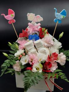 Aranjament floral Welcome baby