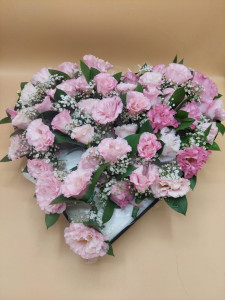 Cocarde cu lisianthus roz