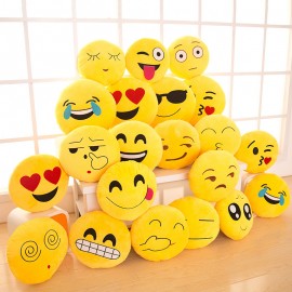 3. Perna Emoji - HEART KISS