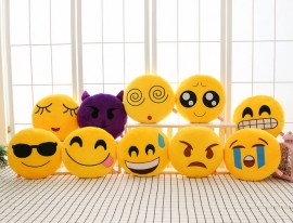 7. Perna Emoji - COOL