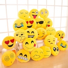 3. Perna Emoji - HEART KISS