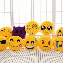 7. Perna Emoji - COOL