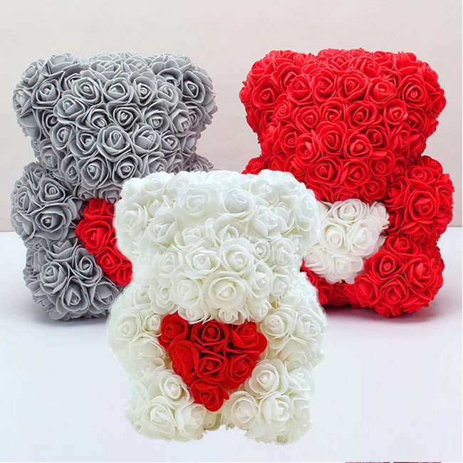 Rose Bear - Ursulet floral 25 cm decorat manual cu trandafiri spuma, cu inima in cutie
