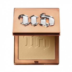 Fond de ten compact Urban Decay Stay Naked