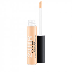 Corector lichid Mac Studio Fix 24 Hours Smooth Wear