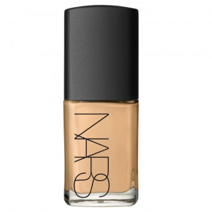 Fond de ten NARS Sheer Glow