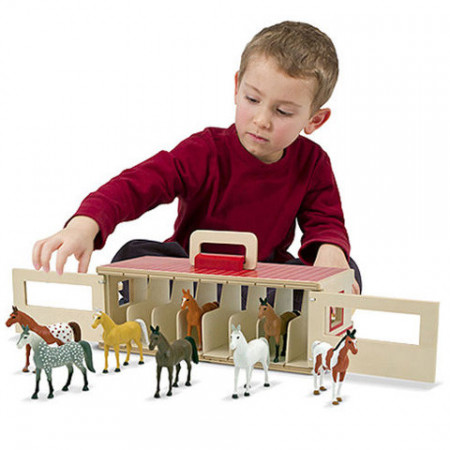 Set de joaca cu 8 figurine cai si grajd transportabil Melissa & Doug