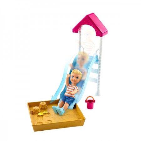 Barbie Skipper: set accesorii tobogan si papusa baietel blond