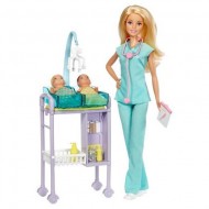 Papusa Barbie Pediatru cu Bebelusi Gemeni