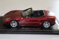 Masinuta Ferrari California T decapotabila 1/18 Bburago