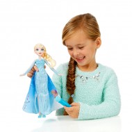Papusa Elsa cu Pelerina Magica Frozen