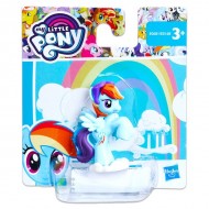 Figurina Rainbow Dash cu ochelari de soare Friendship is Magic My Little Pony