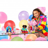 Barbie Extra - Papusa cu parul colorat si accesorii