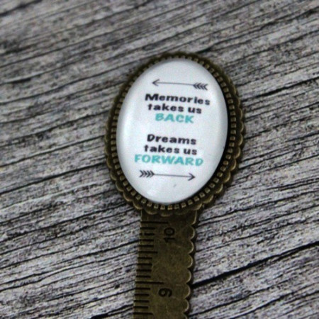 Semn de carte, cheie gradata, bronz, cu mesaj personalizat - "Memories&Dreams"