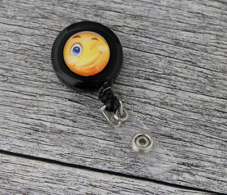 Accesoriu ecuson "Happy Smile" _ M6