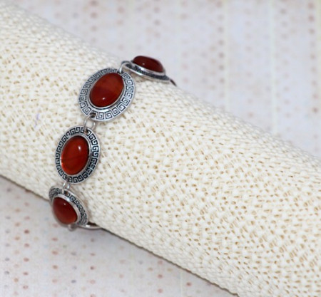 Bratara vintage carneol