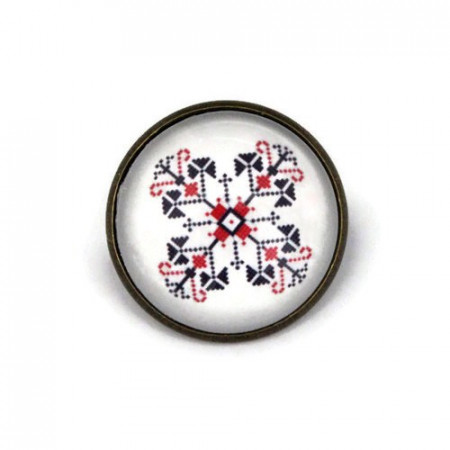 Brosa personalizata cu motiv traditional - M2