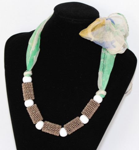Colier esarfa verde