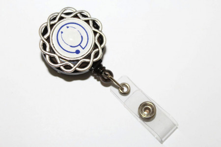 Accesoriu ecuson stetoscop albastru - model floricica