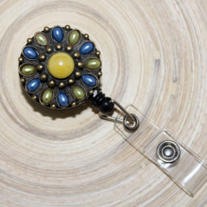 Accesoriu ecuson cu mandala galben&bleu