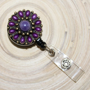Accesoriu ecuson cu mandala mov