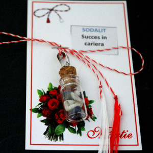 Pandantiv martisor sodalit - piatra carierei