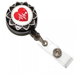 Accesoriu ecuson inima cu fundal alb - stea argintie