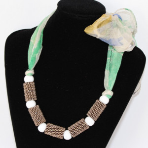 Colier esarfa verde