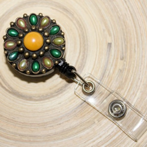 Accesoriu ecuson cu mandala galben&verde