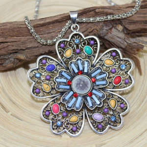 Colier "Floare albastra"