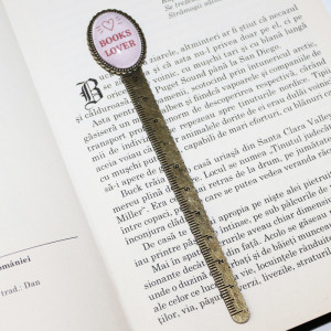 Semn de carte cheie gradata cu mesaj Books Lover