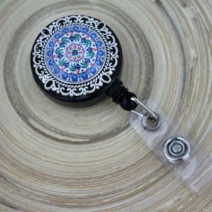 Accesoriu ecuson, personalizat cu mandala albastra