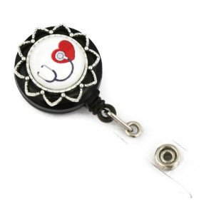 Accesoriu ecuson stetoscop negru si inimioara rosie - stea argintie