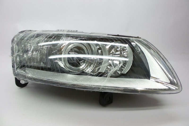 Peça - Farol Direito Xenon Audi A6 04-08