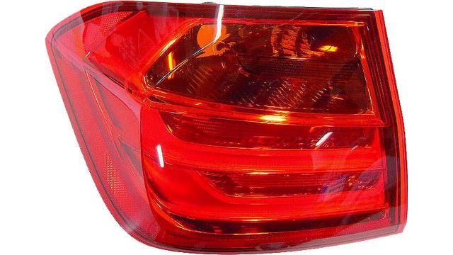 Peça - Farolim Direito Led Bmw S-3 F30 4P 11- Exterior