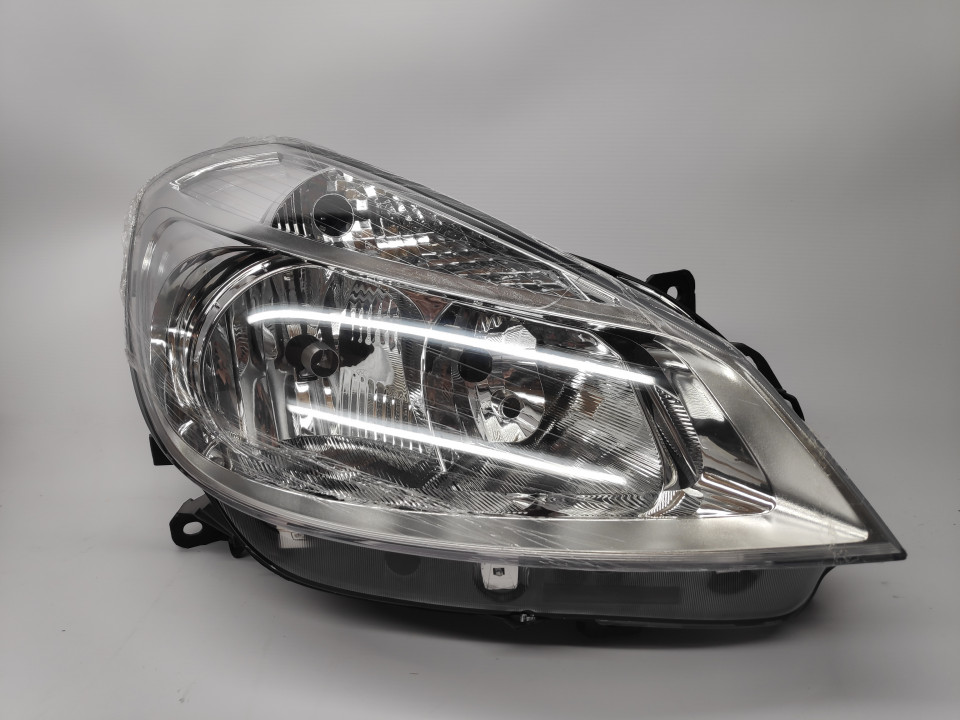 Peça - Farol Direito Renault Clio Iii 05-09