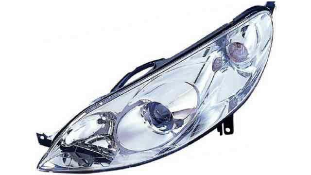 Peça - Farol Esquerdo Peugeot 407 04-