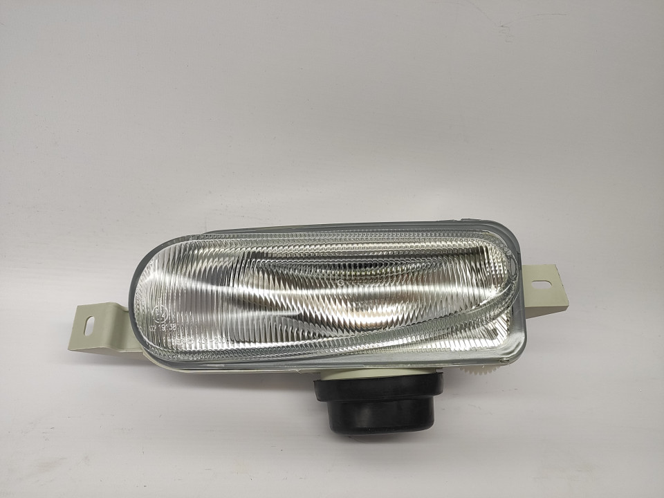 Peça - Farol Nevoeiro Esquerdo Ford Transit 00-06