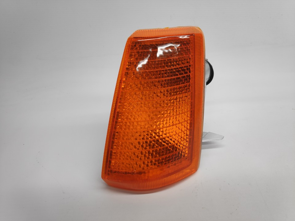 Peça - Pisca Esquerdo Peugeot 205 83-98 Laranja