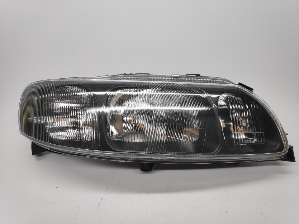 Peça - Farol Direito Eletrico Volvo S60 00-04