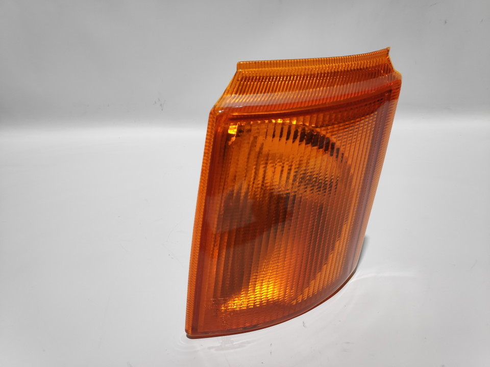 Peça - Pisca Esquerdo S/ Porta-Lampadas Laranja Ford Transit 91-00