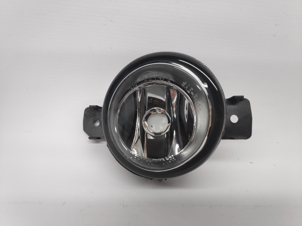 Peça - Farol Nevoeiro Direito Opel Movano 10-