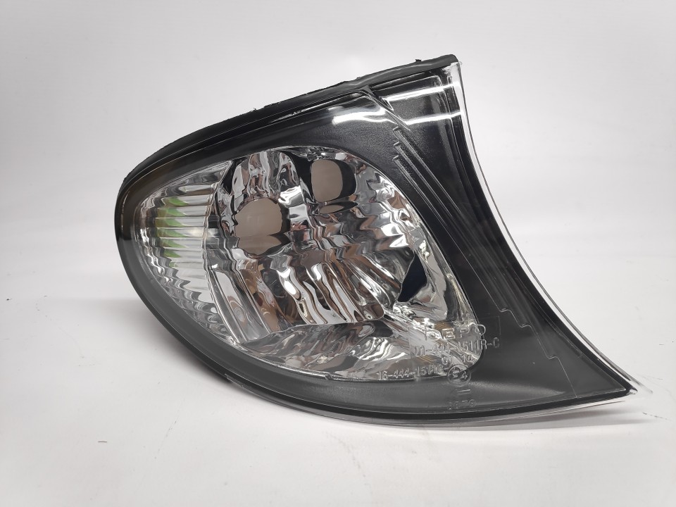 Peça - Pisca Direito Bmw Serie 3 E46 4P/ Touring 01-05