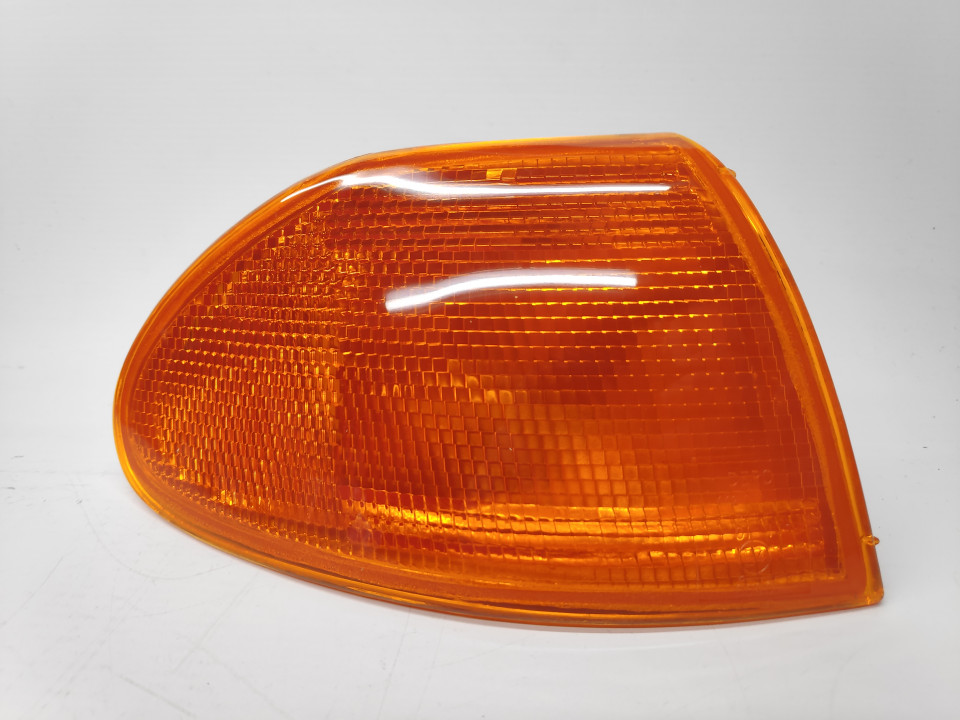 Peça - Pisca Direito Opel Astra F 91-94 Laranja