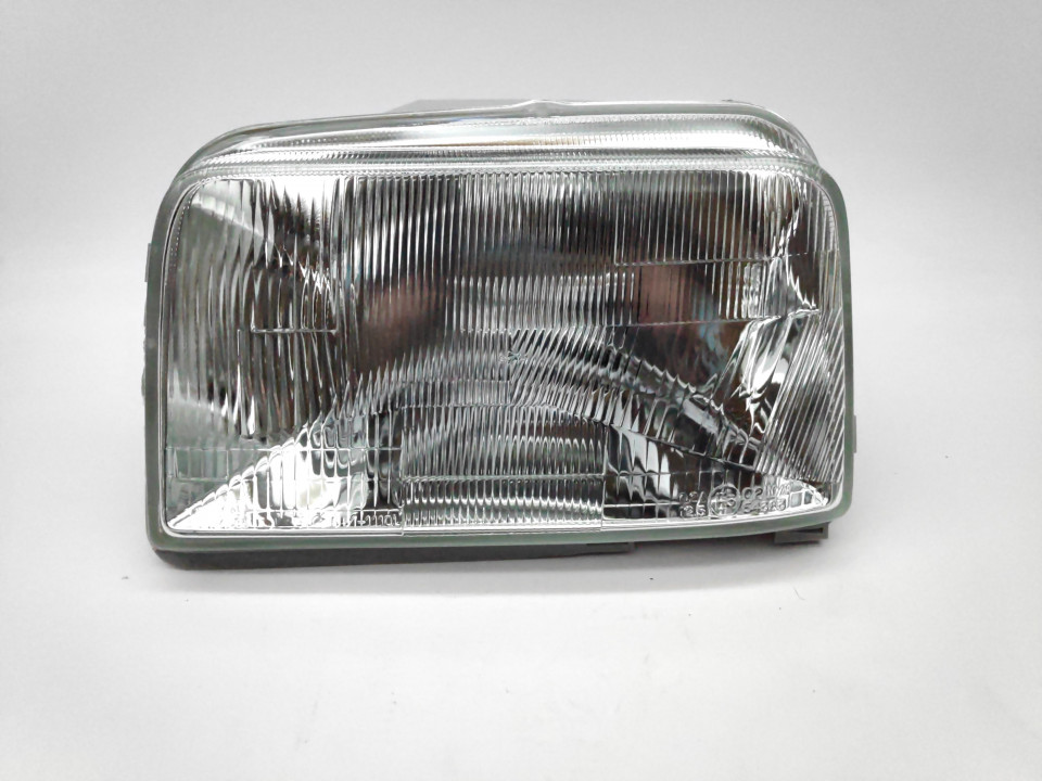 Peça - Farol Esquerdo Manual Renault Super 5 84-91