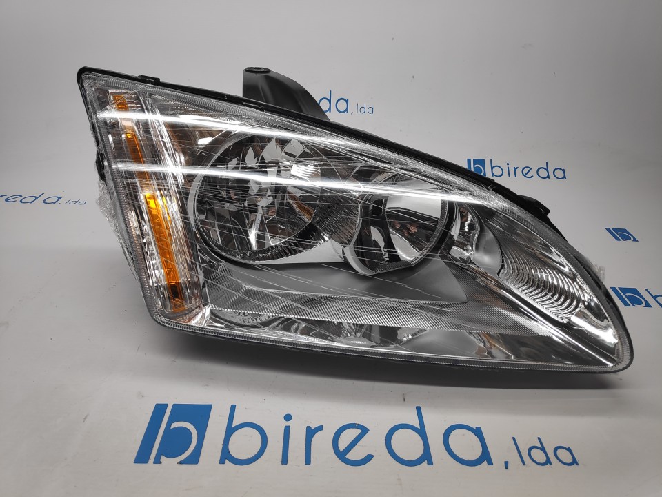 Peça - Farol Direito Ford Focus Ii 04-08