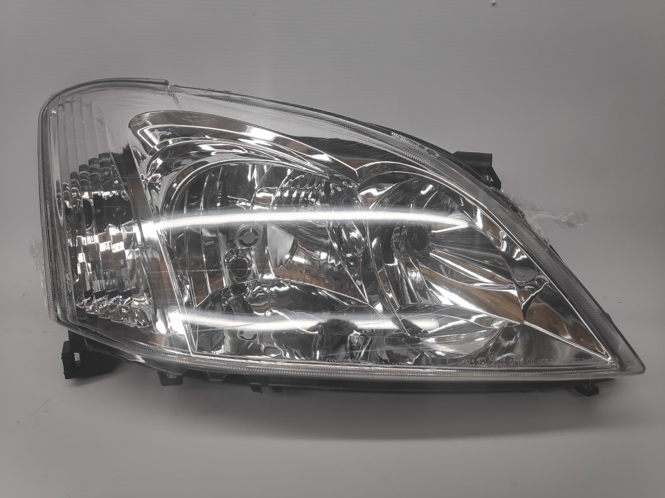 Peça - Farol Direito Toyota Corolla Hatchback 3 / 5P 01-04