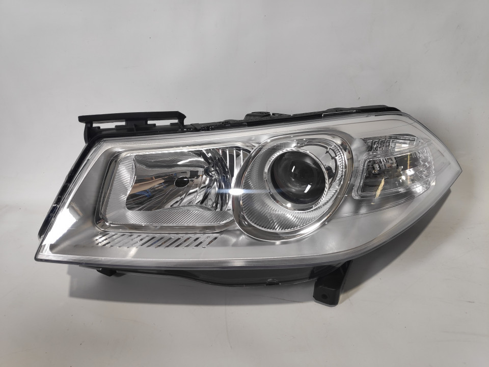 Peça - Farol Esquerdo Renault Megane Ii 06-08