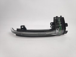 Pisca Espelho Direito Audi A3 / A4 / A5 12-