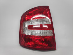 Farolim Esquerdo Skoda Fabia Combi 04-07 / 4P 04-07